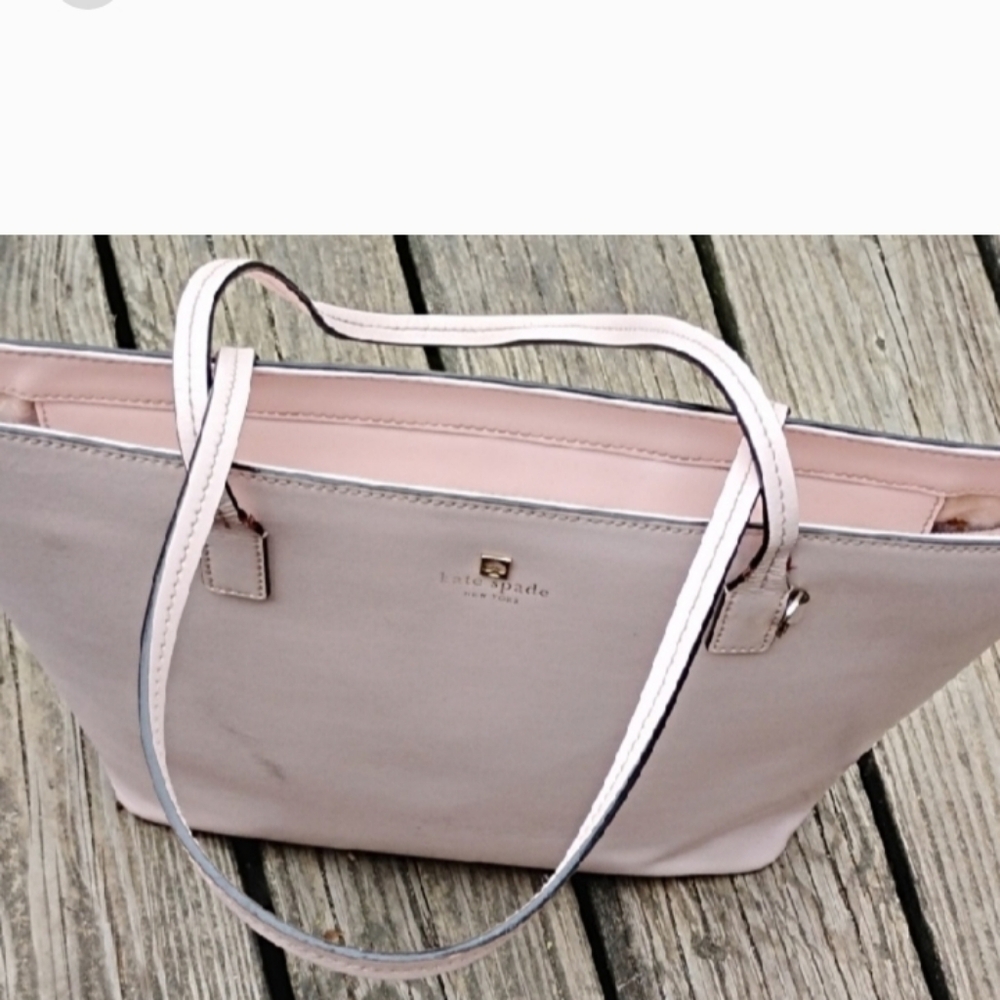 Kate Spade Light Pink ExLarge Leather Tote Bag#makeup Inside - Picture 3 of 6